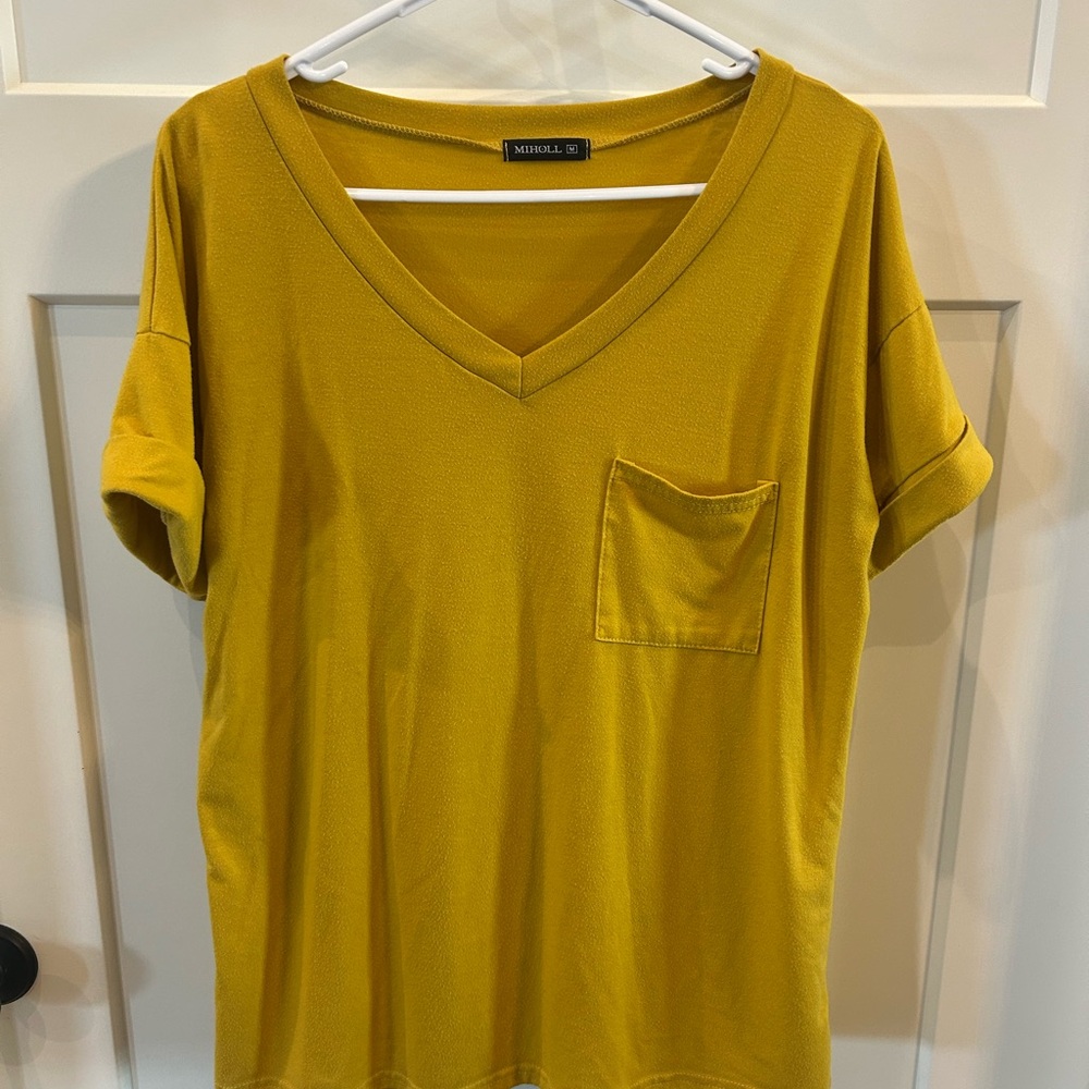 V-Neck Short Sleeve Tee